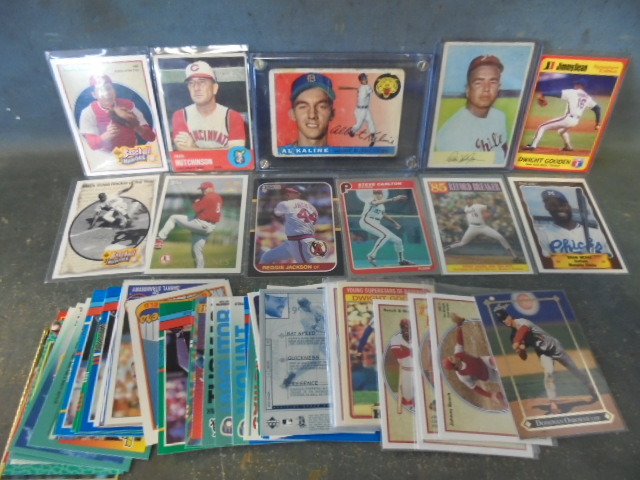 lot 43 image: 1955 Al Kaline Baseball Card with Other Vintage Baseball Cards