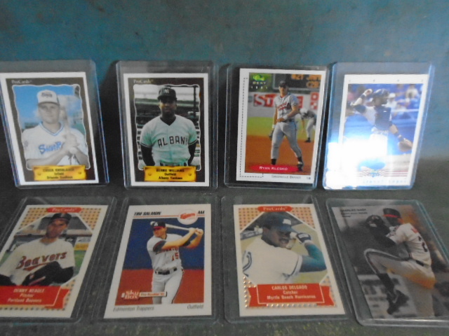 lot 71 image: 8 MLB Star Minor League Baseball Cards