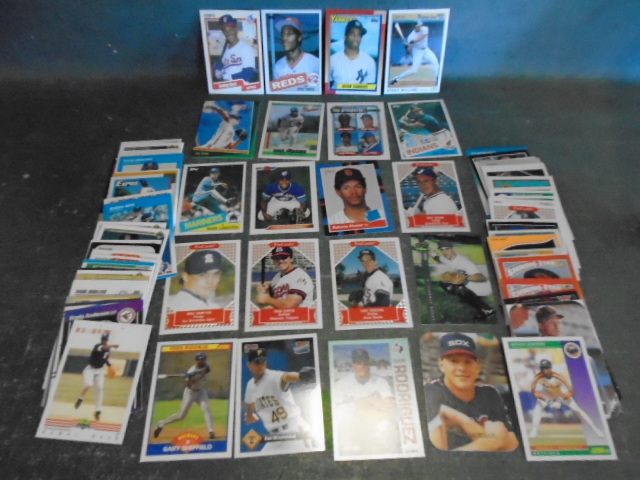 lot 74 image: 100 MLB Rookie Baseball Cards