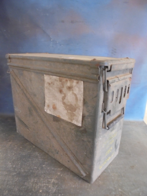 lot 105 image: Ammunition Box
