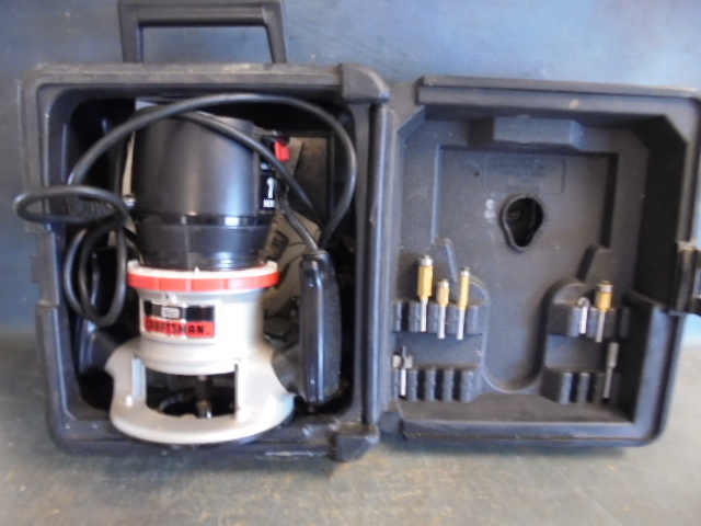 lot 109 image: Craftsman Router
