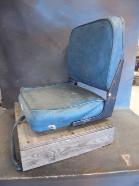 lot 119 image: Boat Seat