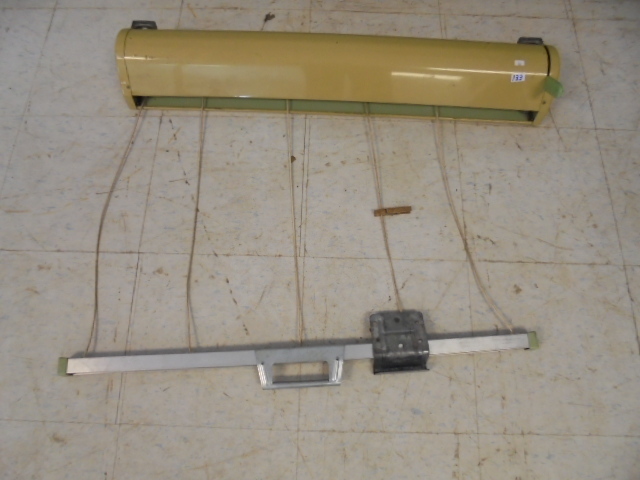 lot 133 image: Retractable Clothes Line
