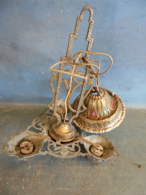 lot 154 image: Vintage Hanging Light