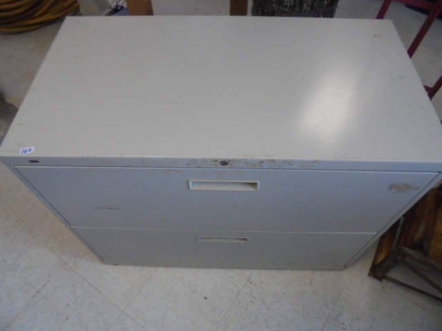 lot 160 image: Metal Filing Cabinet