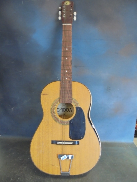 lot 168 image: Youth Guitar