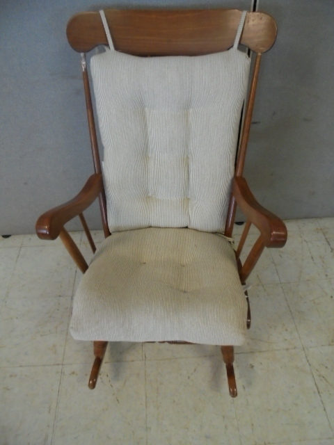 lot 171 image: Rocking Chair