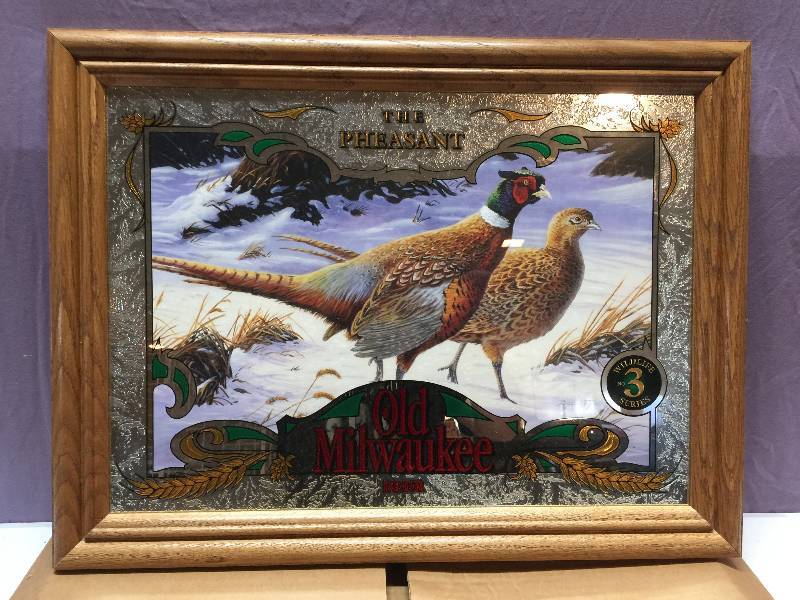 lot 21 image: Old Milwaukee Wildlife Series Mirror #3