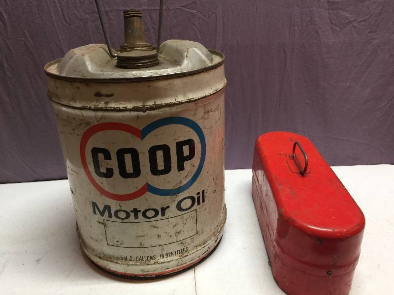 lot 59 image: Coop Oil Can and Metal Box