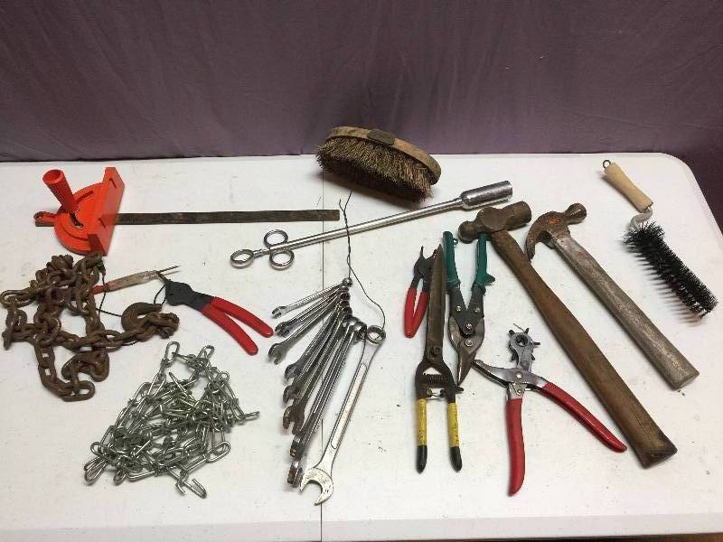 lot 61 image: Hand Tools