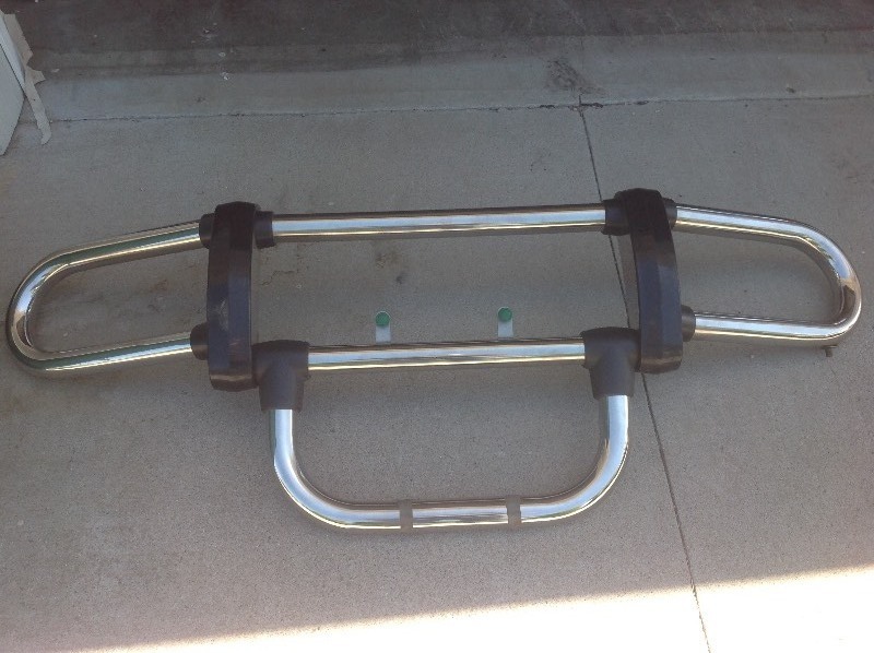 lot 72 image: Vehicle Guard