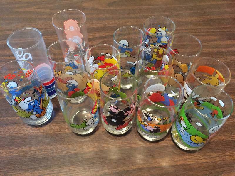 lot 108 image: Collectable Glassware