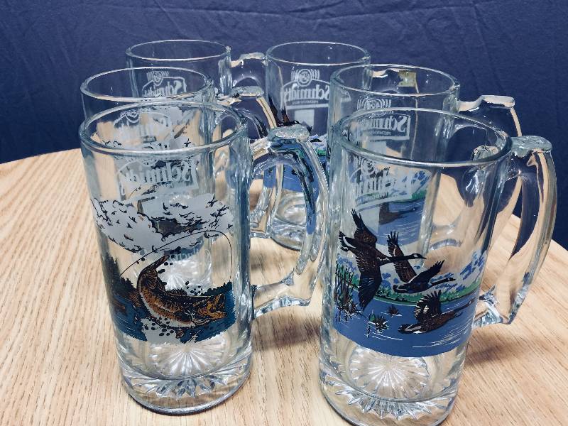 lot 119 image: Schmidt Beer Collector Series 3 Mugs
