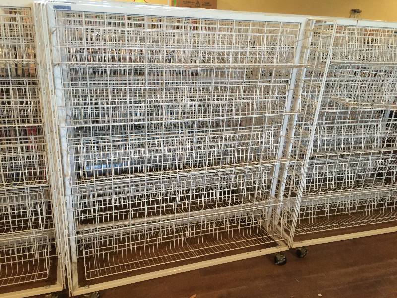 lot 124 image: Display Racking