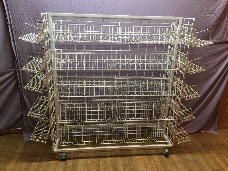 lot 126 image: Display Racking