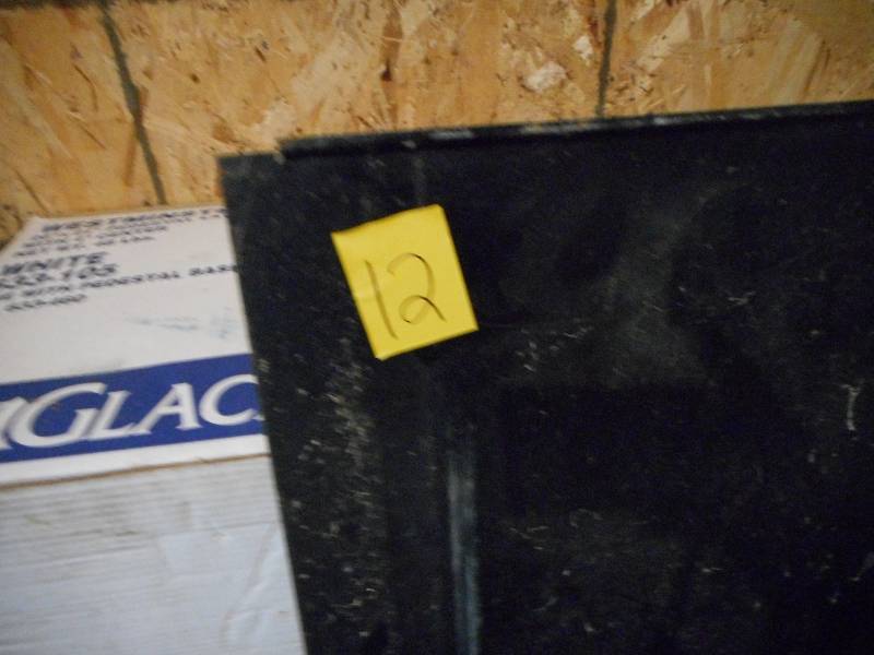 lot 12 image: Metal Shelving