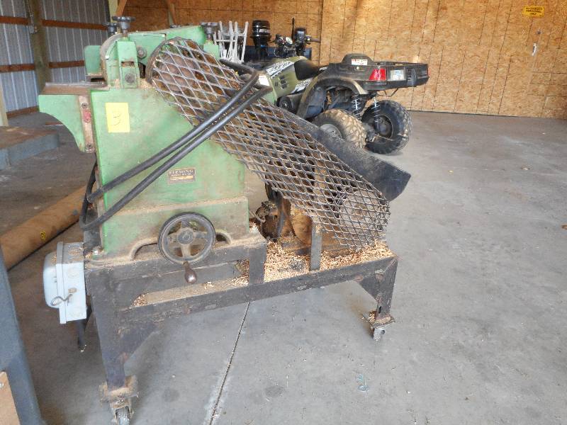 lot 3 image: 12 Planer