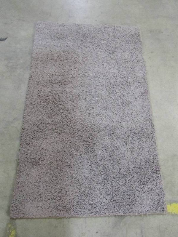 lot 21 image: 5x3 Entry Rug