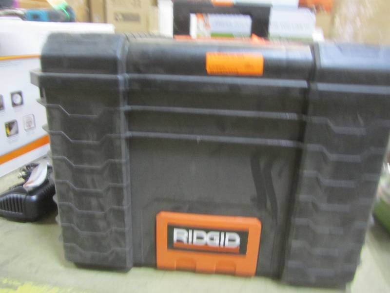 lot 29 image: RIDGID 22 in. Pro Gear Cart, Black
