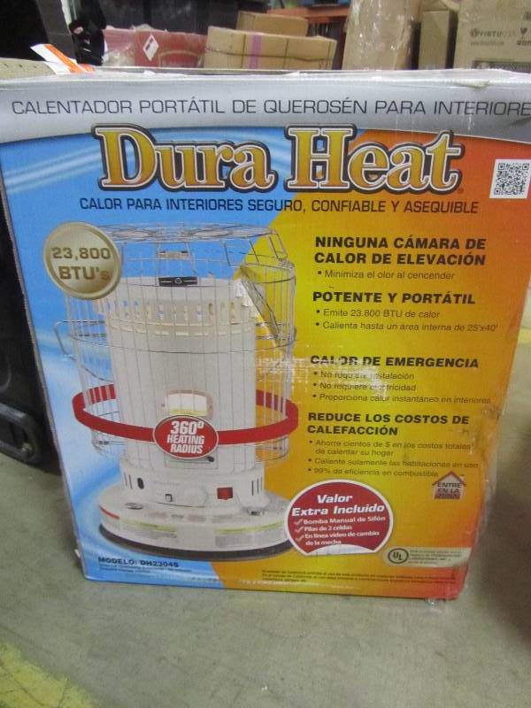 lot 40 image: DuraHeat 23,800 BTU Indoor Kerosene Portable Heater