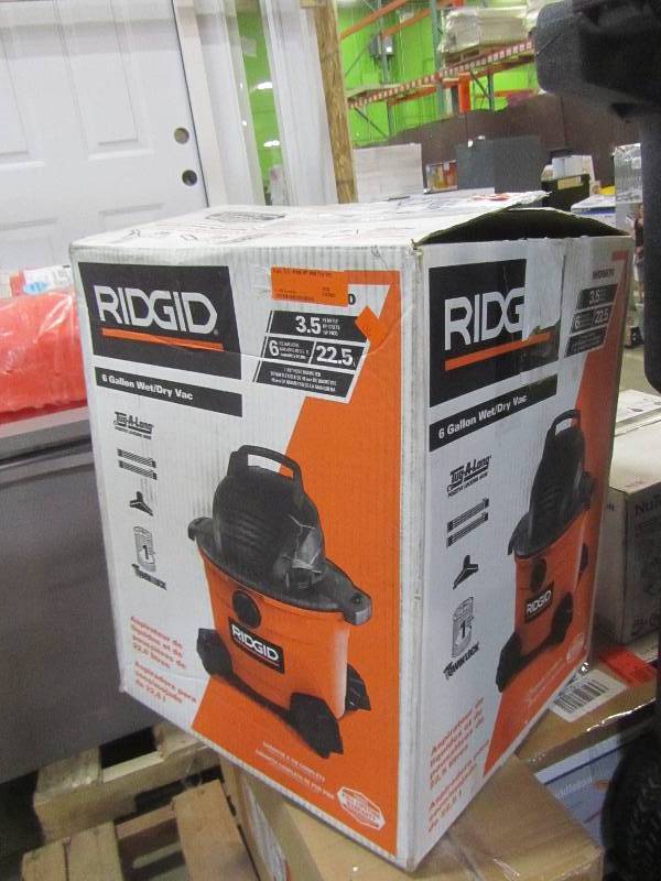 lot 61 image: RIDGID 6 gal. 3.5-Peak HP Wet Dry Vac