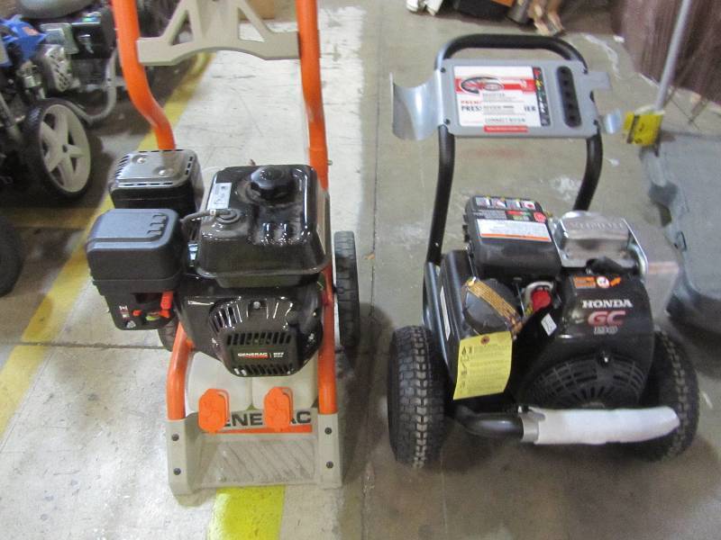 lot 93 image: Generac 3100PSI 2.7GPMSimpson Excell 3100 PSI 2.8 GPM 212cc OHV Gas Pressure Washer