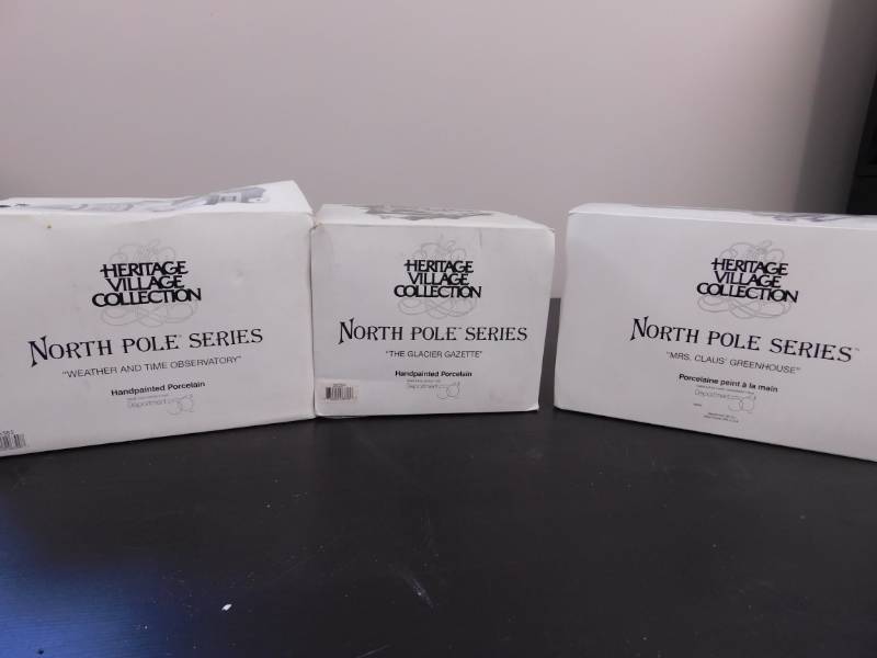 lot 31 image: Department 56 Heritage Village Collection North Pole Series #1