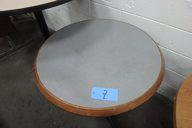 (3) Round Caf Tables