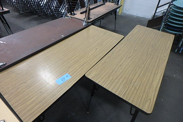 (6 ) 5 X 2 Tablesdesks