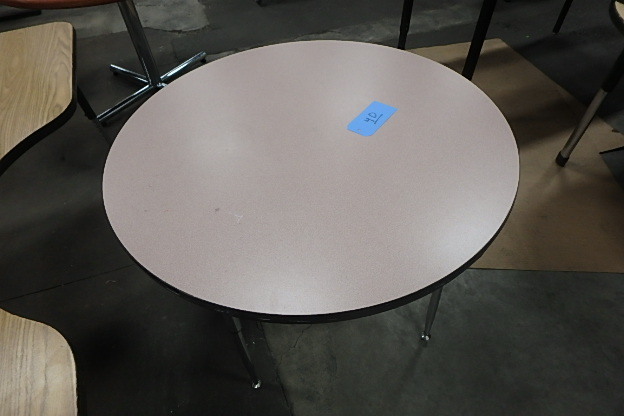 Round Table