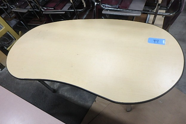 Kidney Shaped Table