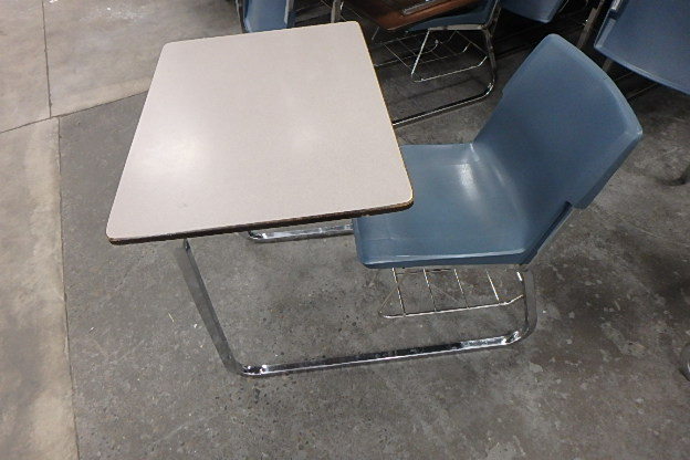 (24) Desks