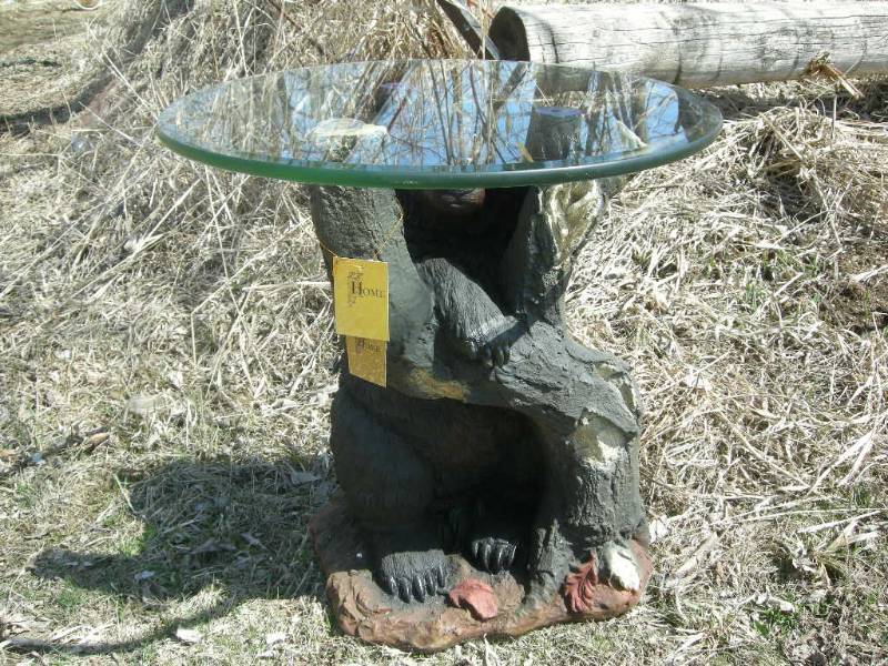 lot 6 image: Black Bear End Table