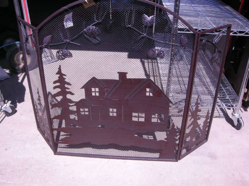 lot 12 image: Home-Cabin-Ranch Fireplace Screen