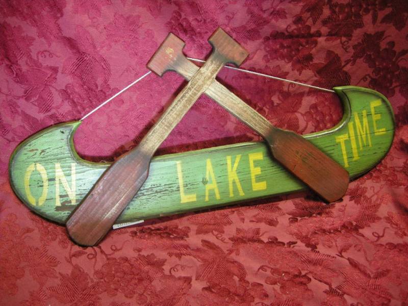 lot 19 image: On Lake Time Wooden Sign