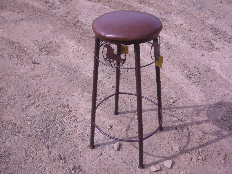 lot 35 image: Horse Themed Stool