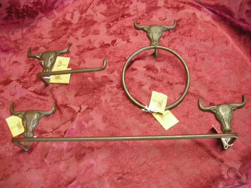 lot 42 image: Metal Steer Head Bathroom Set