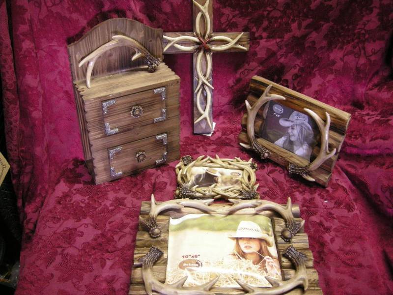 lot 45 image: WoodAntler Themed Frames, Box, Cross
