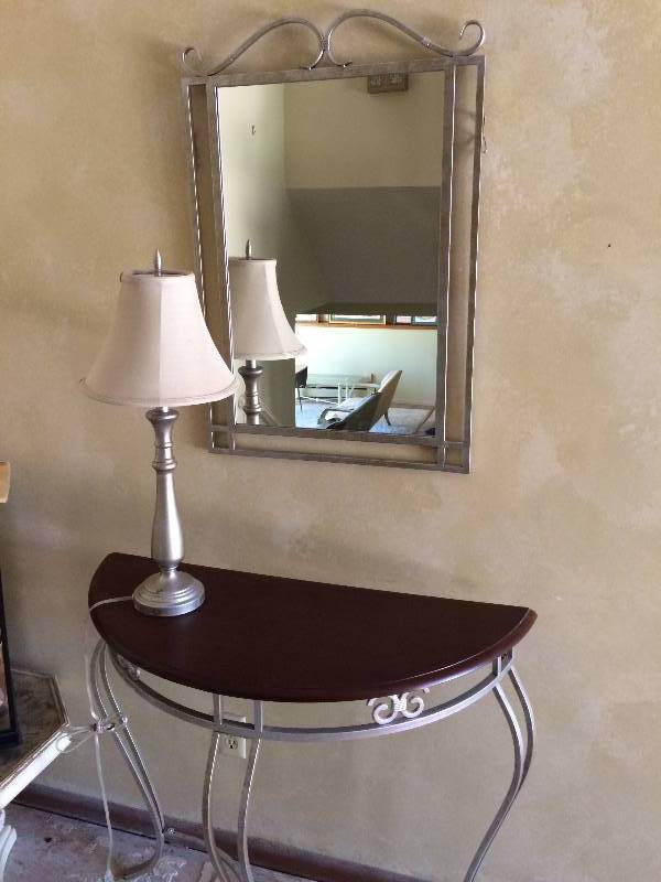 lot 99 image: Like New 3 Piece Matching Ensemble Foyer Mirror Console Table & Lamp - Silver Tone Metal & Wood
