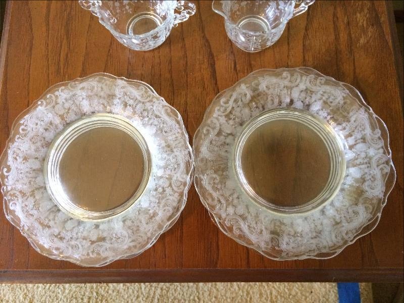 lot 106 image: Lovely Etched Glass Fostoria Salad Plates With Cream And Sugar Bowl