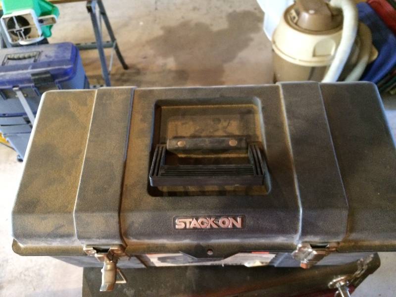 lot 125 image: Tool Box