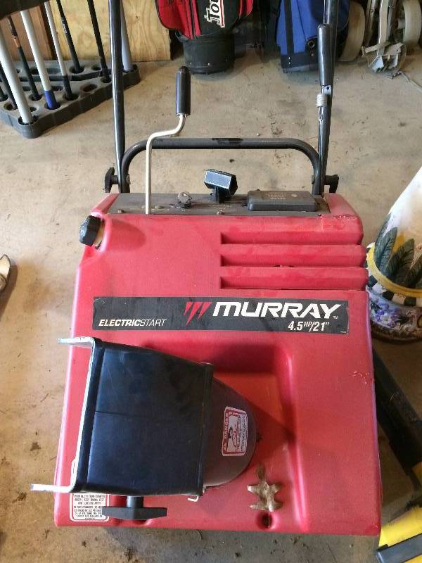 lot 135 image: WOW Murray Snow Blower - Works Great & Was Just Used In Our Last Blizzard Two Weeks Ago