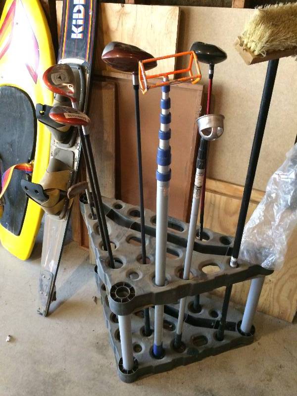 lot 144 image: Rack With Assorted&nbspTaylor Made Firesole Golf Clubs Drivers
