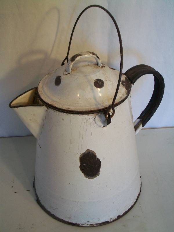 lot 5 image: Enamel Coffee Pot & Strainer