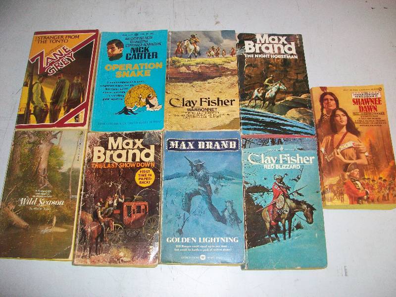 lot 27 image: Western Paper Back Books