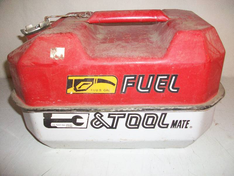 lot 58 image: ToolFuel Can & Tow Rope