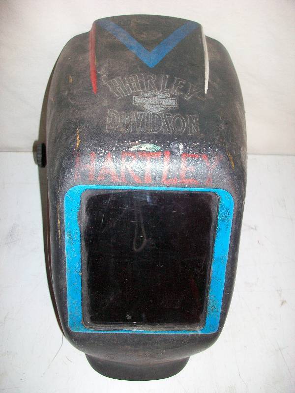 lot 82 image: Welding Helmet & Shield