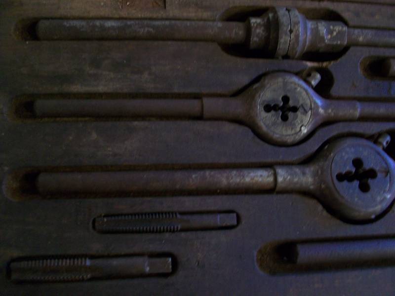 lot 101 image: Antique Tap & Die Set