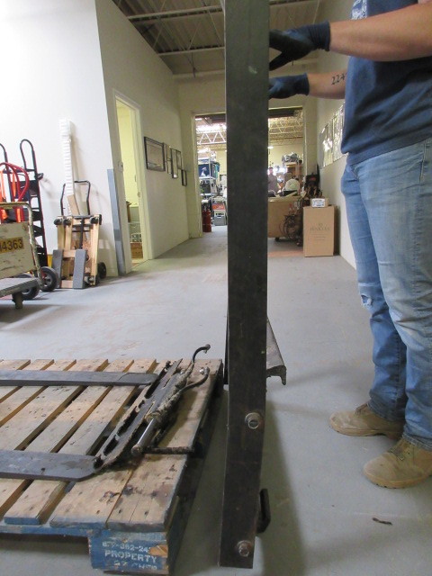 CARRIAGE GATE, FORKS AND SIDE SHIFT ATTACHMENT