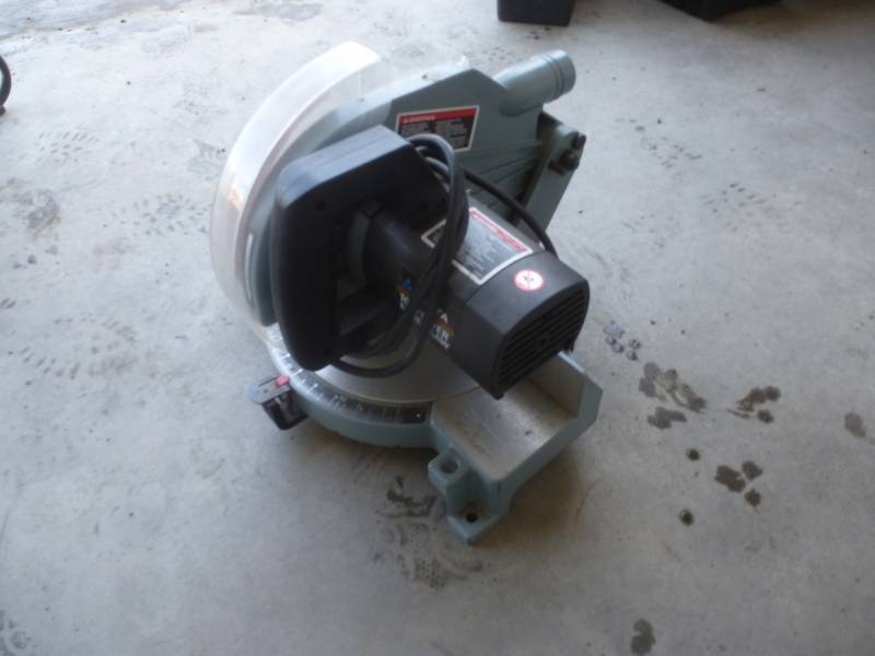 Delta Compound Miter Saw